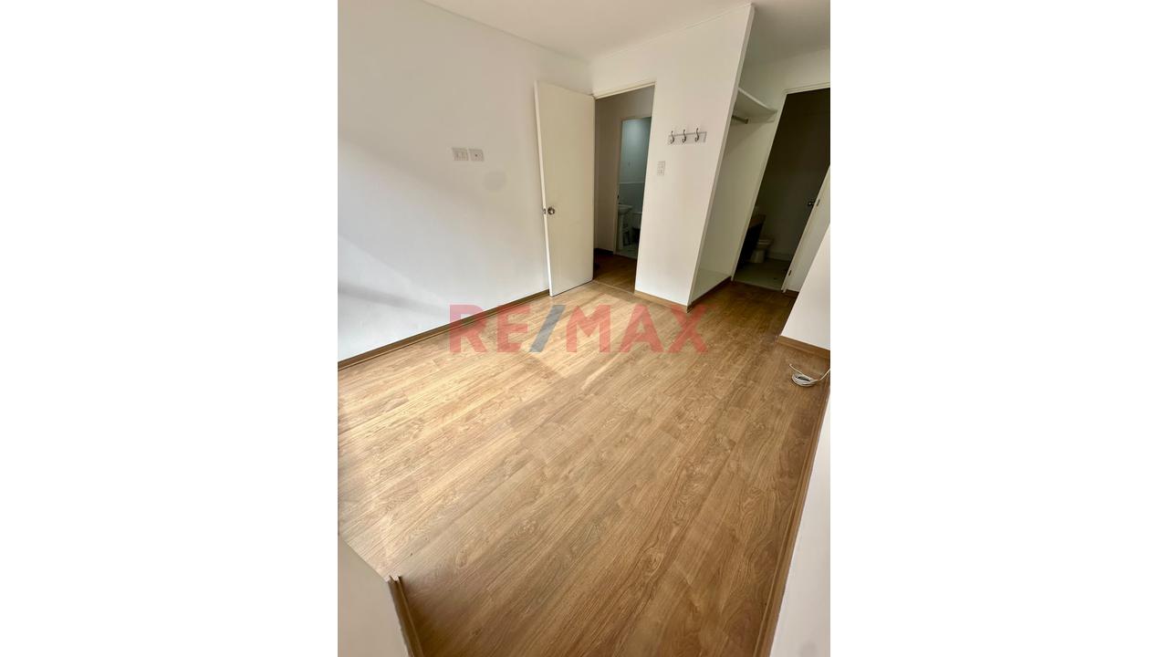 Alquilo Departamento Piso 15 Bertolotto - 17