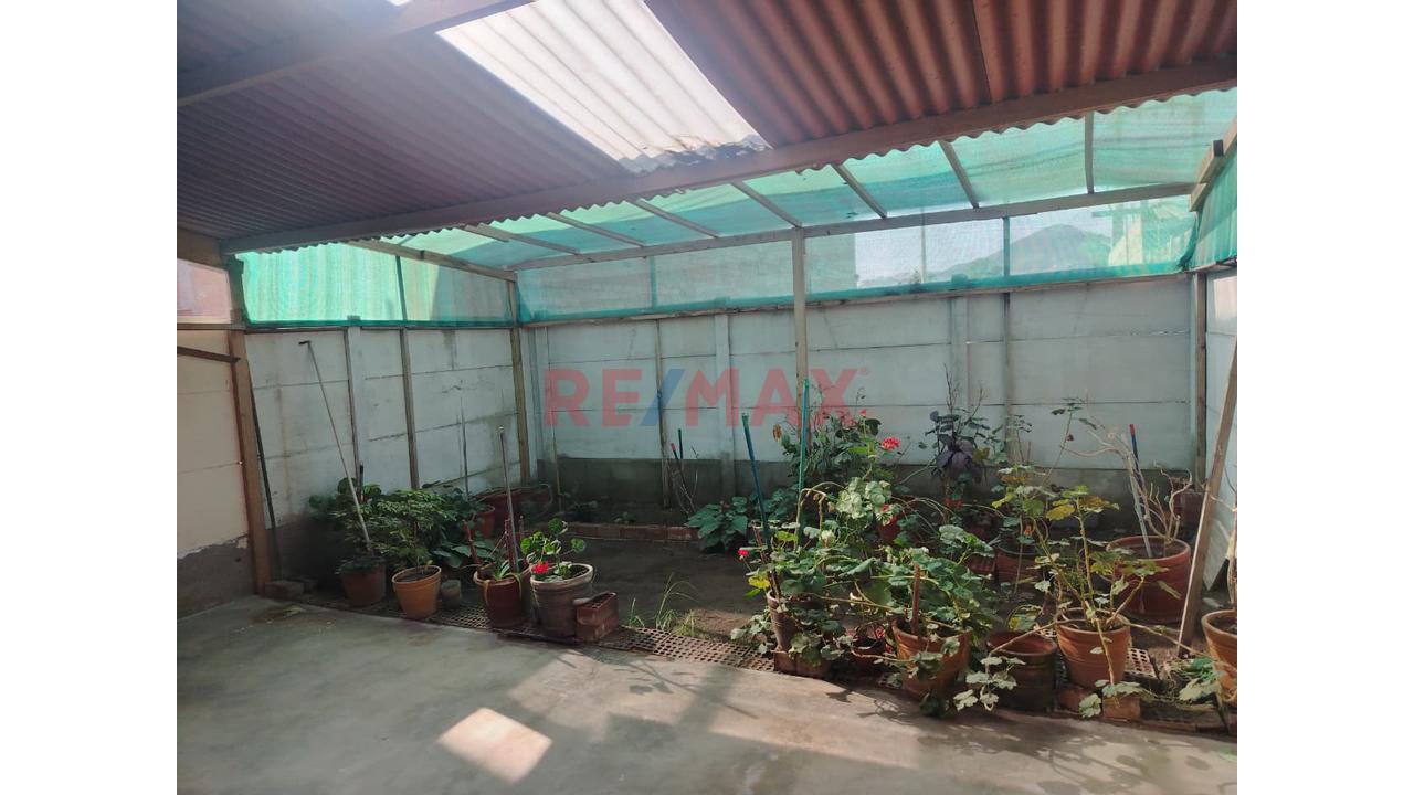 Remate De Casa Lurin  Como Terreno — foto 12
