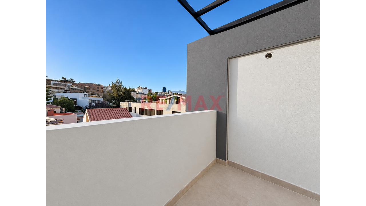 Tríplex Estilo Townhouse En Venta | Yanahuara — foto 3