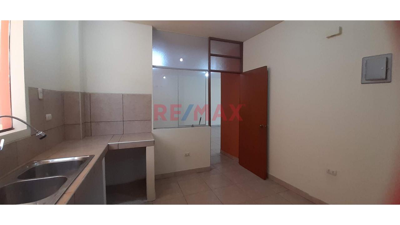 Local Comercial En Alquiler - 6