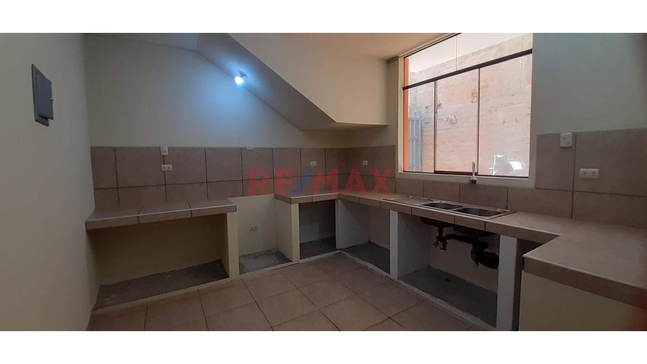 Local Comercial En Alquiler - 5