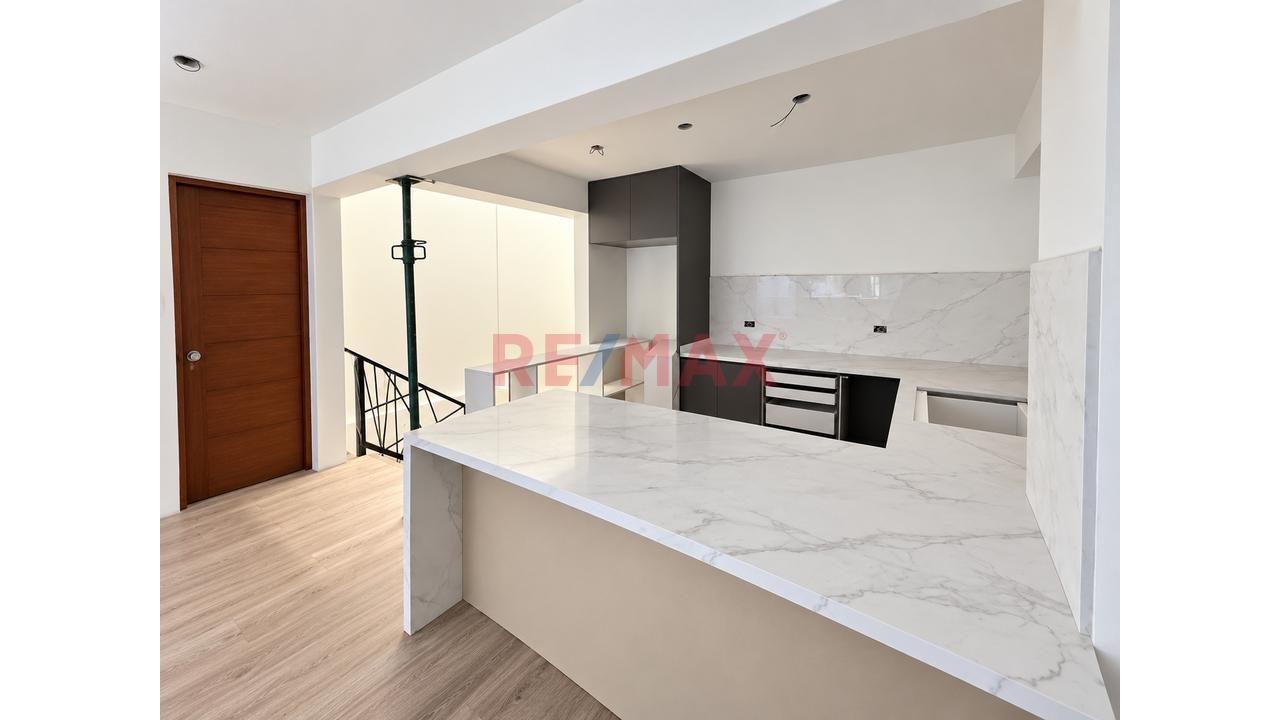 Tríplex Estilo Townhouse En Venta | Yanahuara — foto 13