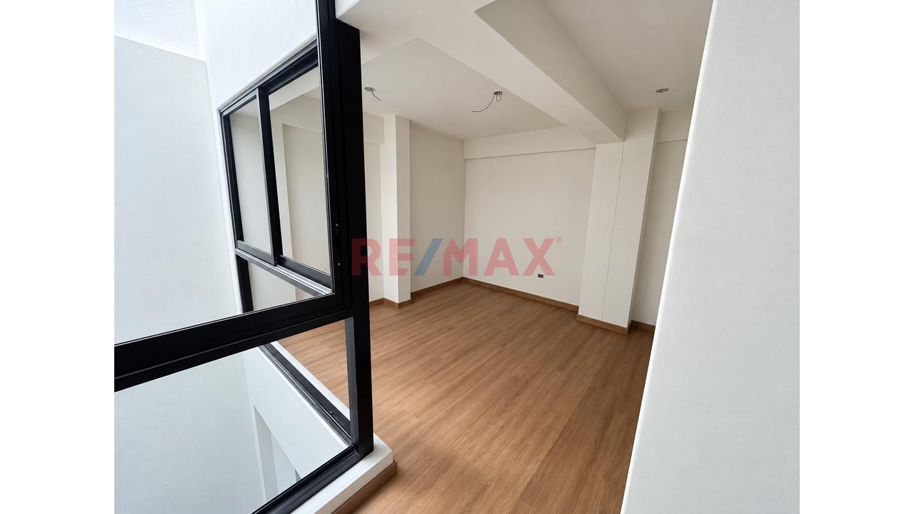 Tríplex Estilo Townhouse En Venta | Yanahuara — foto 2