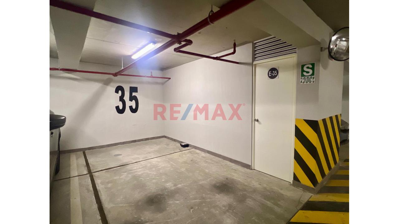 Venta De Departamento En Jesus Maria 41M² + Estacionamiento Y Depósito - 18
