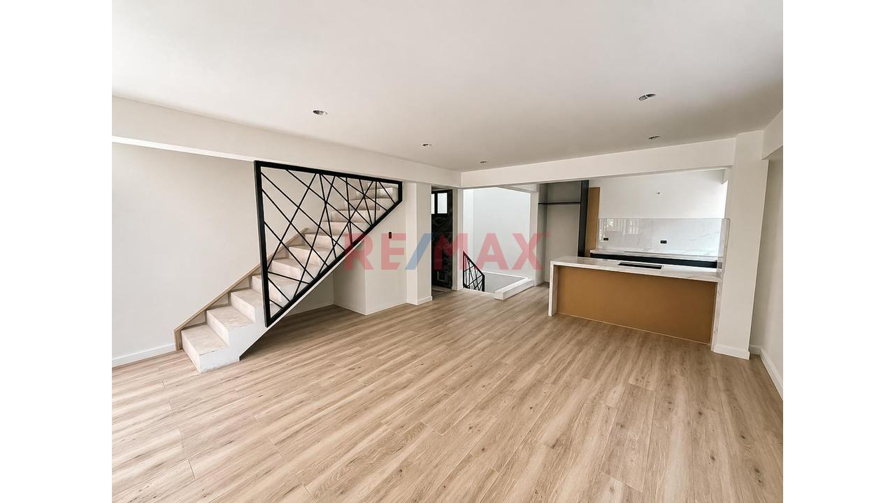 Tríplex Estilo Townhouse En Venta | Yanahuara — foto 4