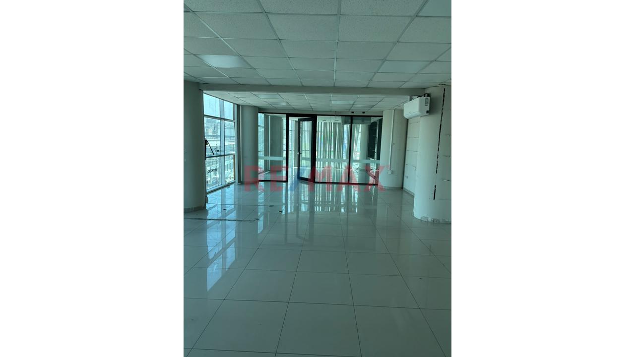 🏢✨ **Oficina En Alquiler – Excelente Ubicación En Cayma** — foto 2