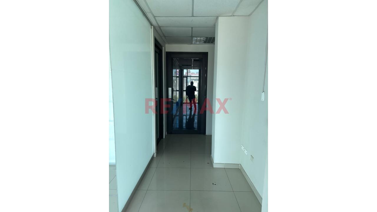 🏢✨ **Oficina En Alquiler – Excelente Ubicación En Cayma** — foto 7