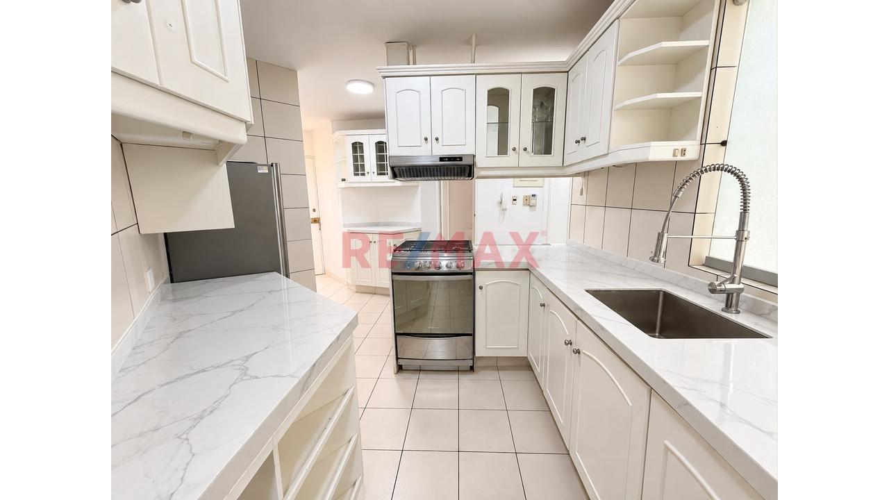 Venta De Departamento De 138 M² – Surco, Límite Con Miraflores — foto 8