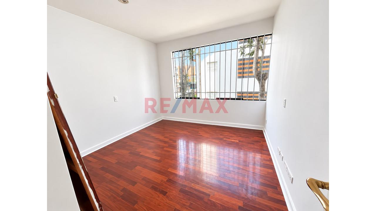 Venta De Departamento De 138 M² – Surco, Límite Con Miraflores — foto 6