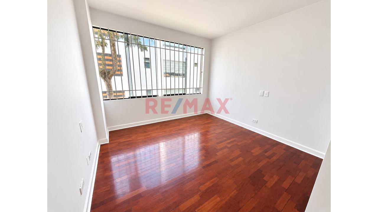 Venta De Departamento De 138 M² – Surco, Límite Con Miraflores — foto 5