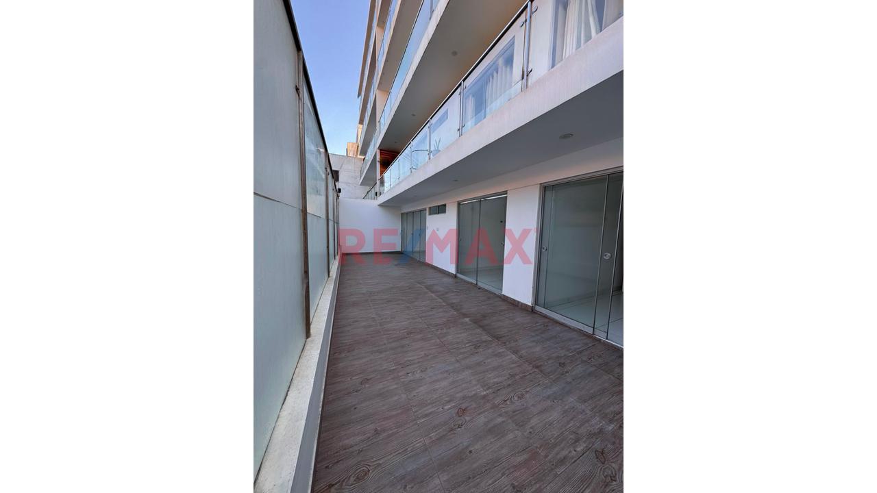 Departamento En Primer Piso + Cochera - Huanchaco — foto 4