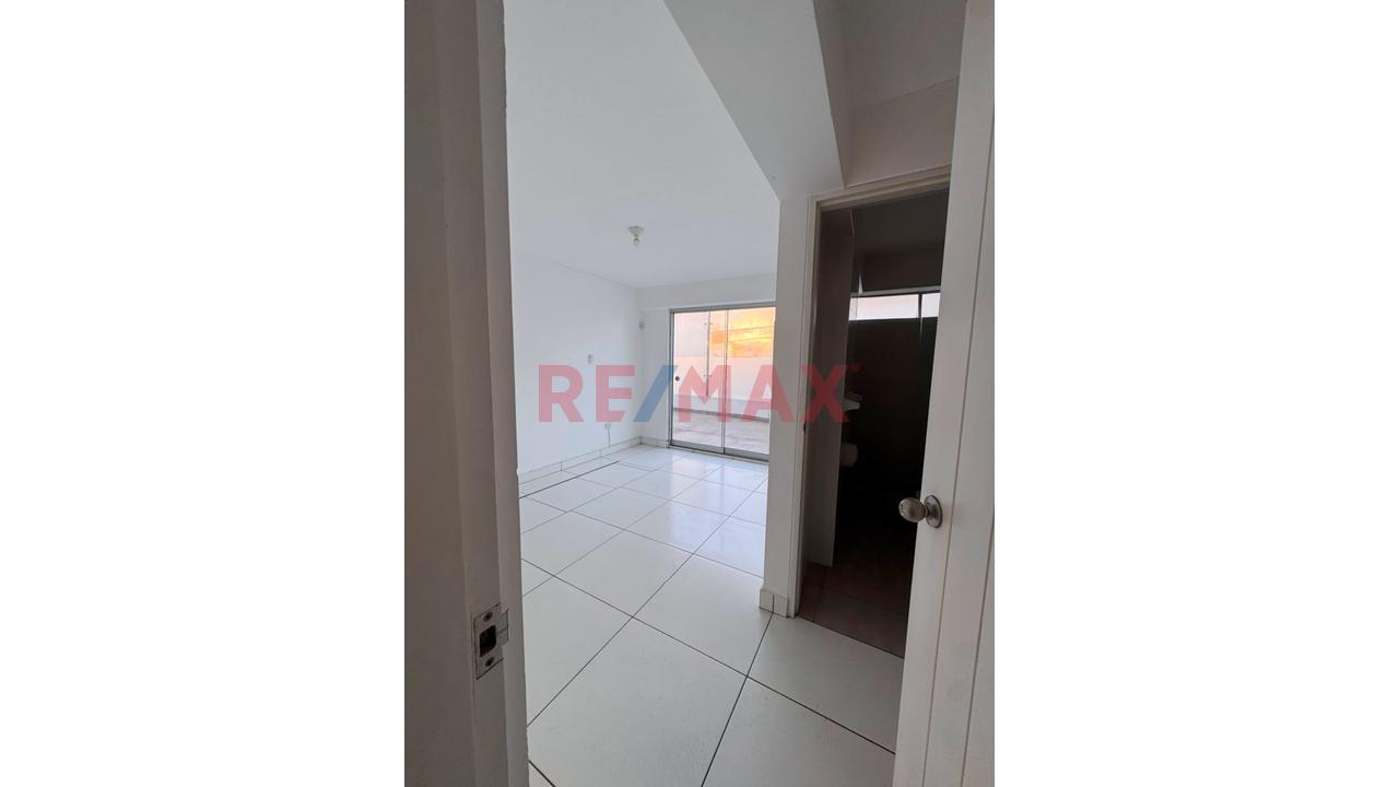 Departamento En Primer Piso + Cochera - Huanchaco — foto 12
