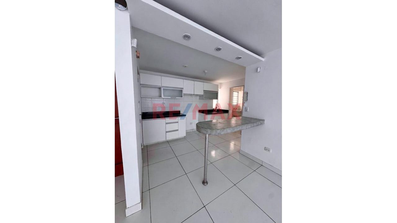 Departamento En Primer Piso + Cochera - Huanchaco — foto 6