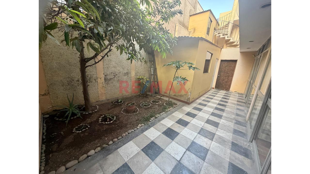 Exclusiva Casa En Venta - Urb. Los Rosales I Etapa - Santiago De Surco — foto 11