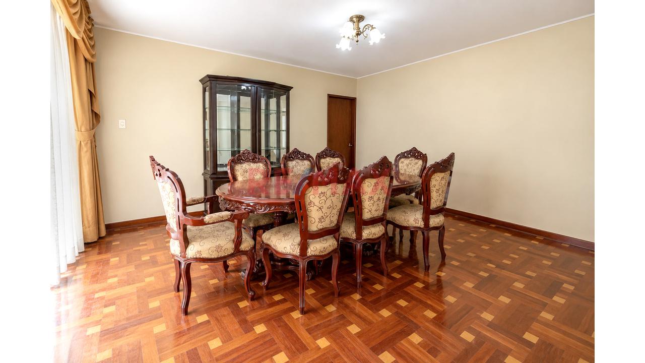 Exclusiva Casa En Venta - Urb. Los Rosales I Etapa - Santiago De Surco - 10