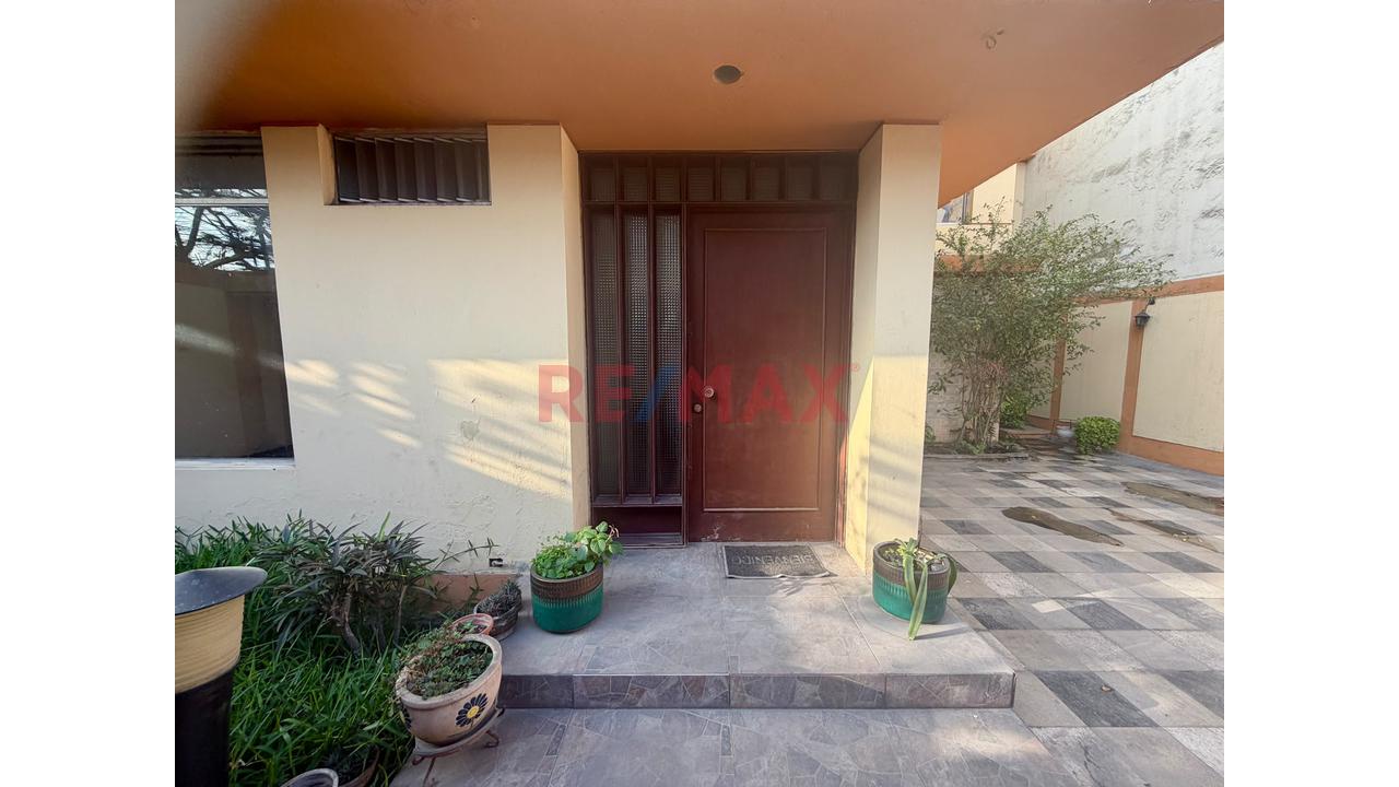 Exclusiva Casa En Venta - Urb. Los Rosales I Etapa - Santiago De Surco — foto 5