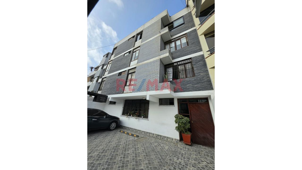 Se Alquila Practico Departamento De 2D En Jr San Angelico , San Borja — foto 15
