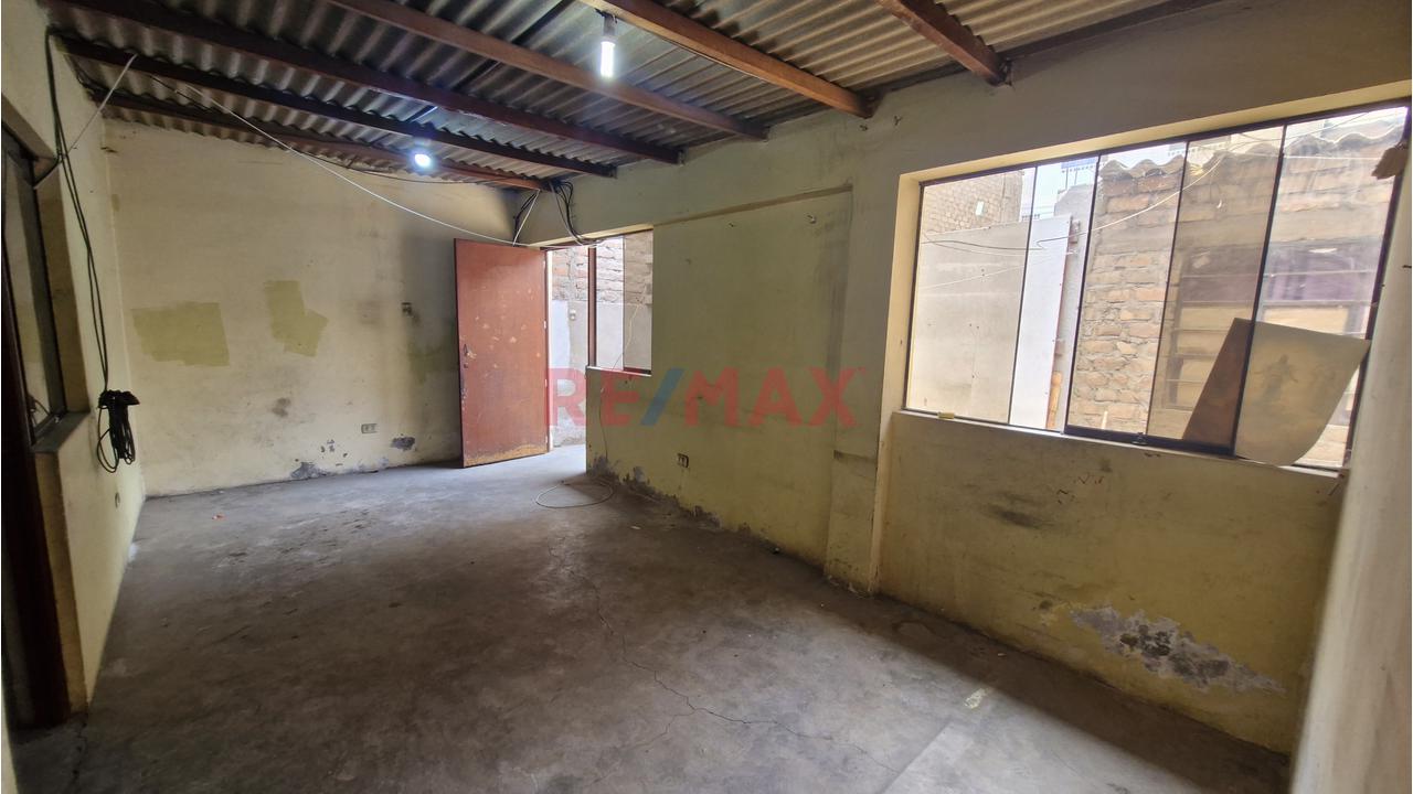 ¡Oportunidad De Inversión! – Se Vende Casa Como Terreno — foto 8