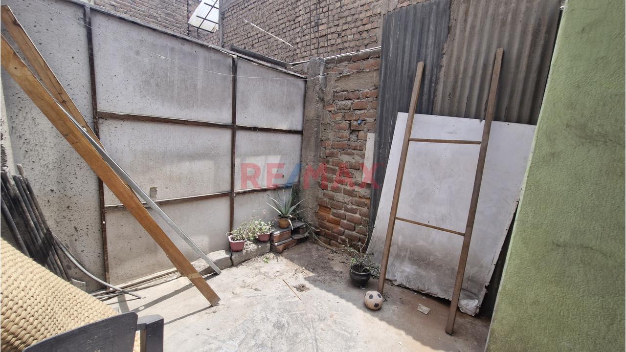 ¡Oportunidad De Inversión! – Se Vende Casa Como Terreno — foto 6