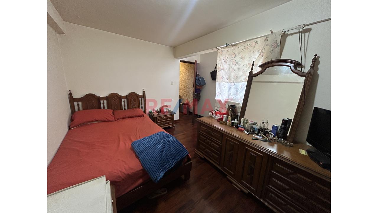 Venta De Departamento Mas Azotea Frente A Parque - Surco — foto 12