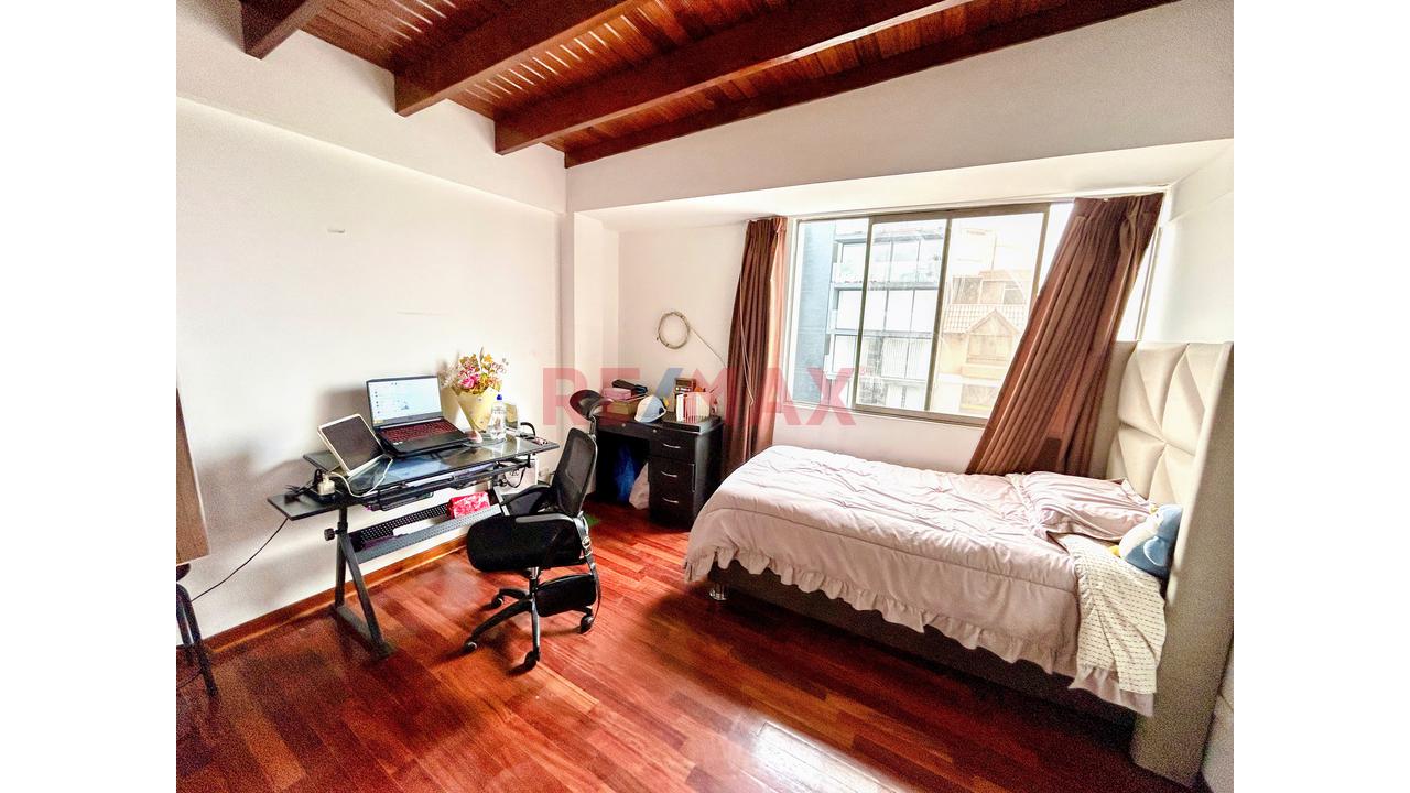 Venta De Departamento Mas Azotea Frente A Parque - Surco - 16