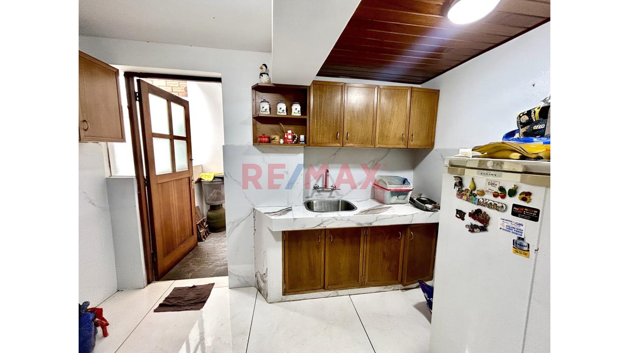 Venta De Departamento Mas Azotea Frente A Parque - Surco — foto 4