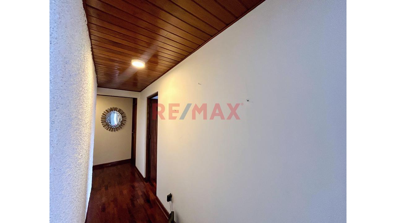 Venta De Departamento Mas Azotea Frente A Parque - Surco — foto 6