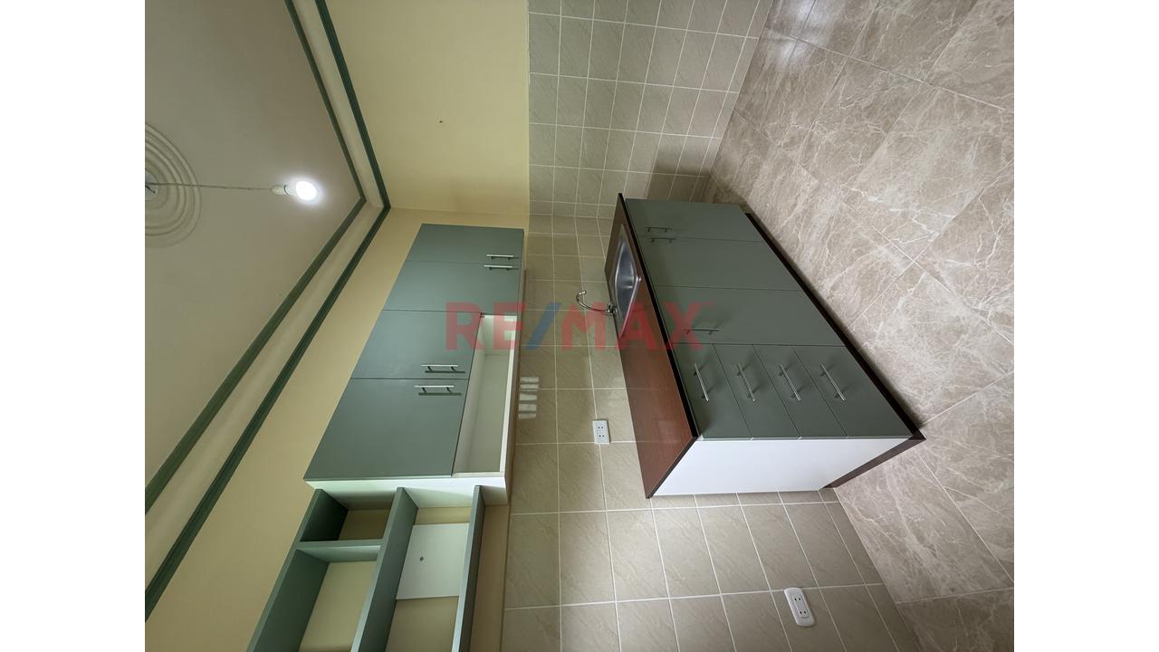 Alquiler De Departamento En Breña - 2