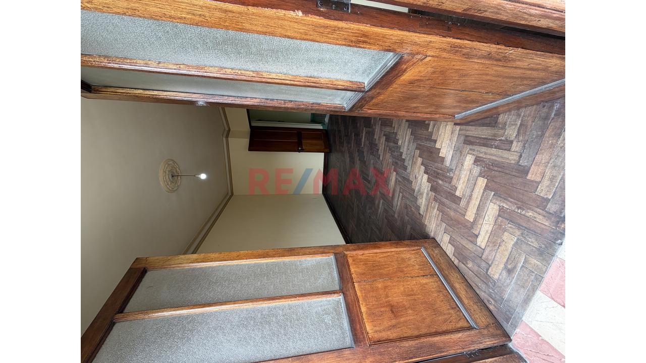 Alquiler De Departamento En Breña - 12