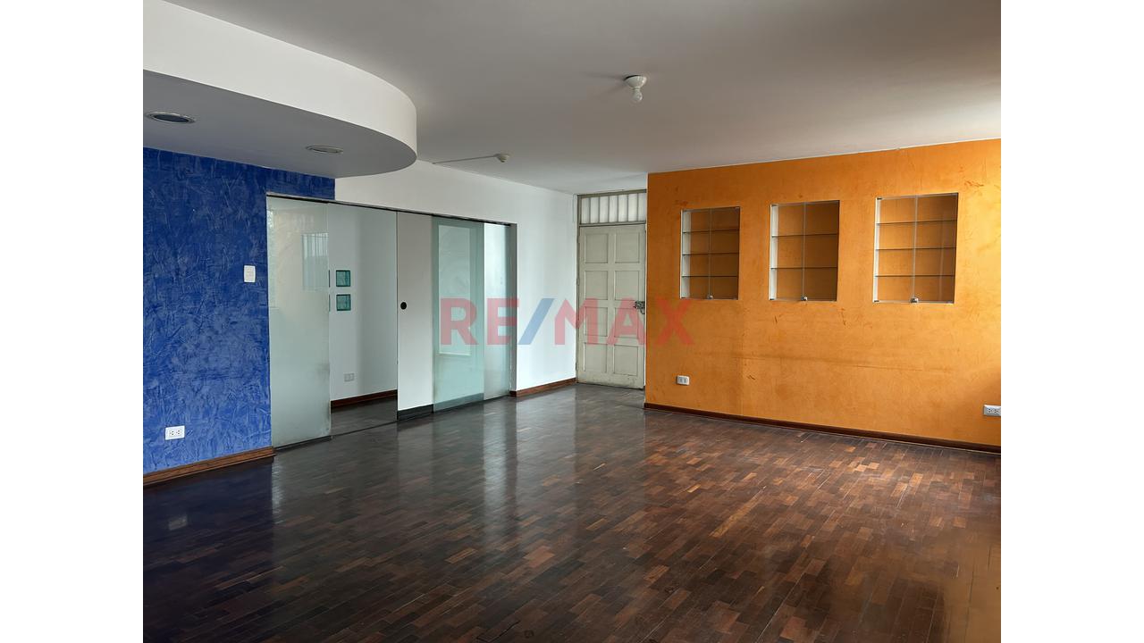Oficina Amplia En Alquiler – San Isidro 3Er Piso - 19