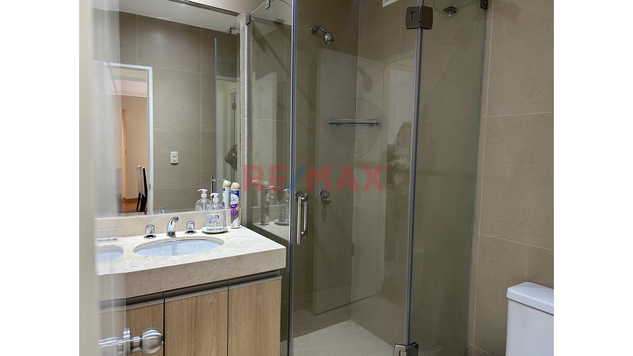Alquiler Miraflores Exclusivo Amoblado Y Equipado 120 M² Remodelado Balcon + 2 Cocheras — foto 14