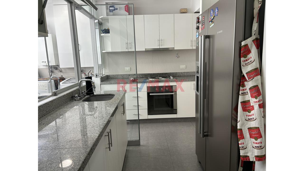 Alquiler Miraflores Exclusivo Amoblado Y Equipado 120 M² Remodelado Balcon + 2 Cocheras — foto 5