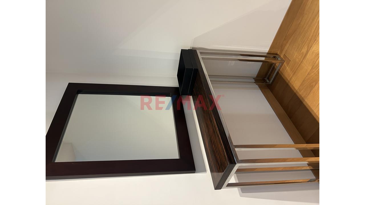Alquiler Miraflores Exclusivo Amoblado Y Equipado 120 M² Remodelado Balcon + 2 Cocheras — foto 10