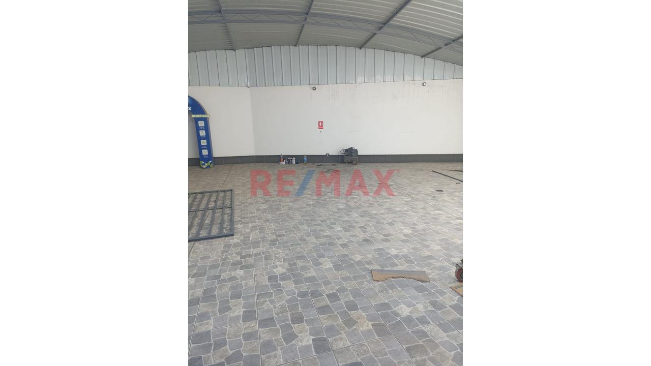 Local Comercial Al Costado Del Municipio De Jose Luis Bustamante Y Rivero - 3