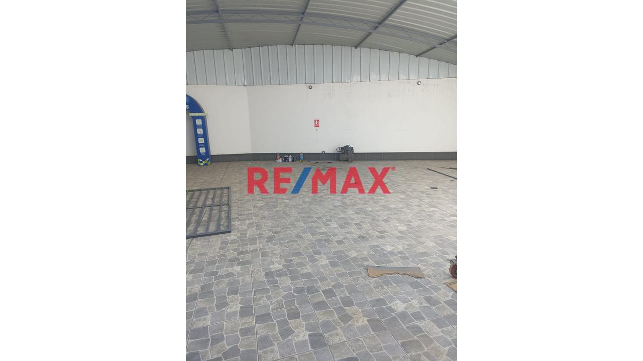 Local Comercial Al Costado Del Municipio De Jose Luis Bustamante Y Rivero - 1