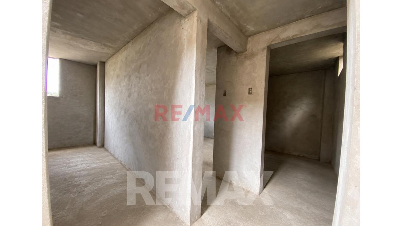 Venta De Casa De 3 Pisos 150 M² En San Juan De Miraflores - 4