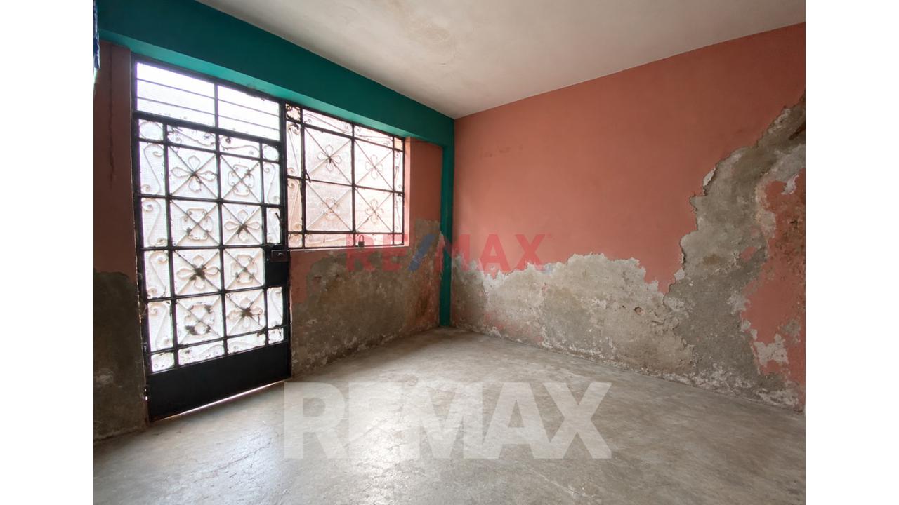 Venta De Casa De 3 Pisos 150 M² En San Juan De Miraflores - 18