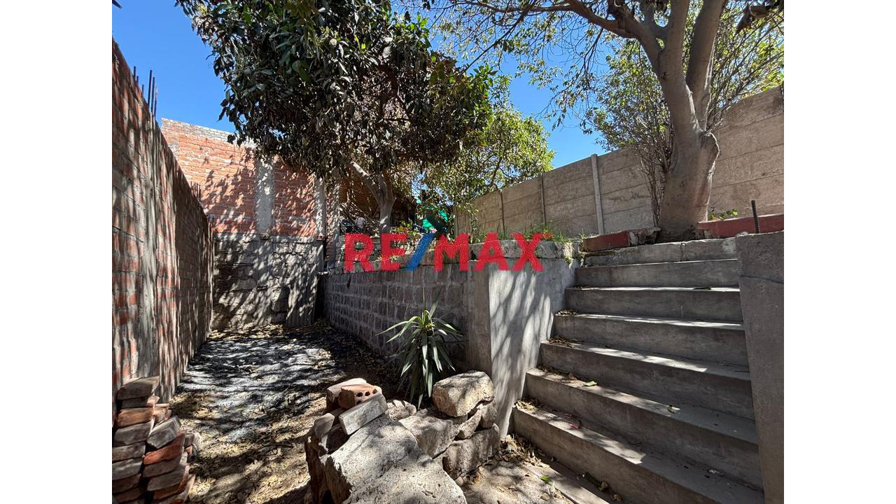 Venta De Terreno En Acequia Alta - 1