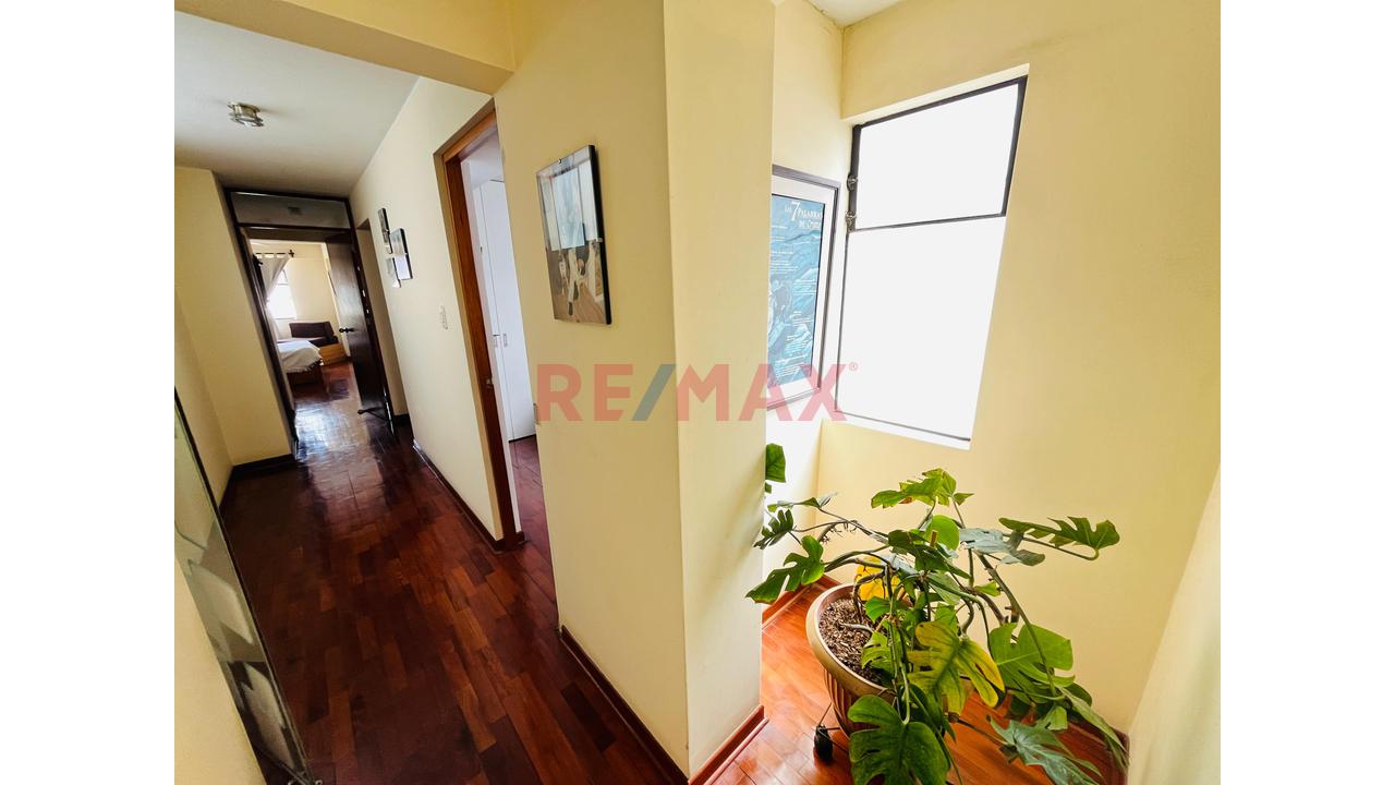 🏡 ¡Vive Frente Al Pentagonito! Amplio Departamento En San Borja Norte — foto 5