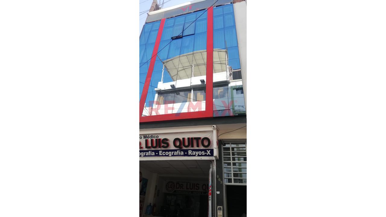 Local En Alquiler En Segundo Piso En Calle Alfonso Ugarte 663 - Chiclayo - 1
