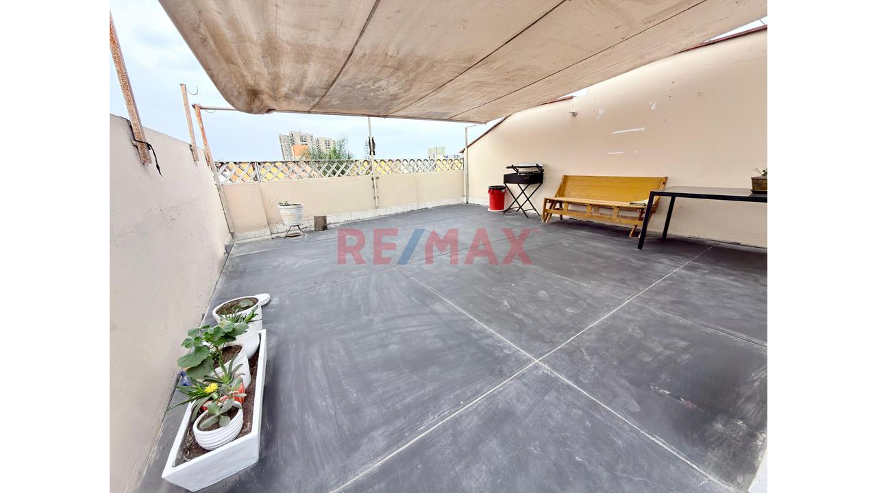 Dúplex De 201.88 M² En San Borja | Amplitud + Potencial + Estacionamiento — foto 13