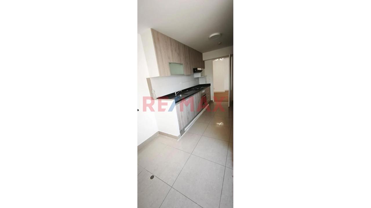 Departamento Remodelado En Venta En Miraflores — foto 2