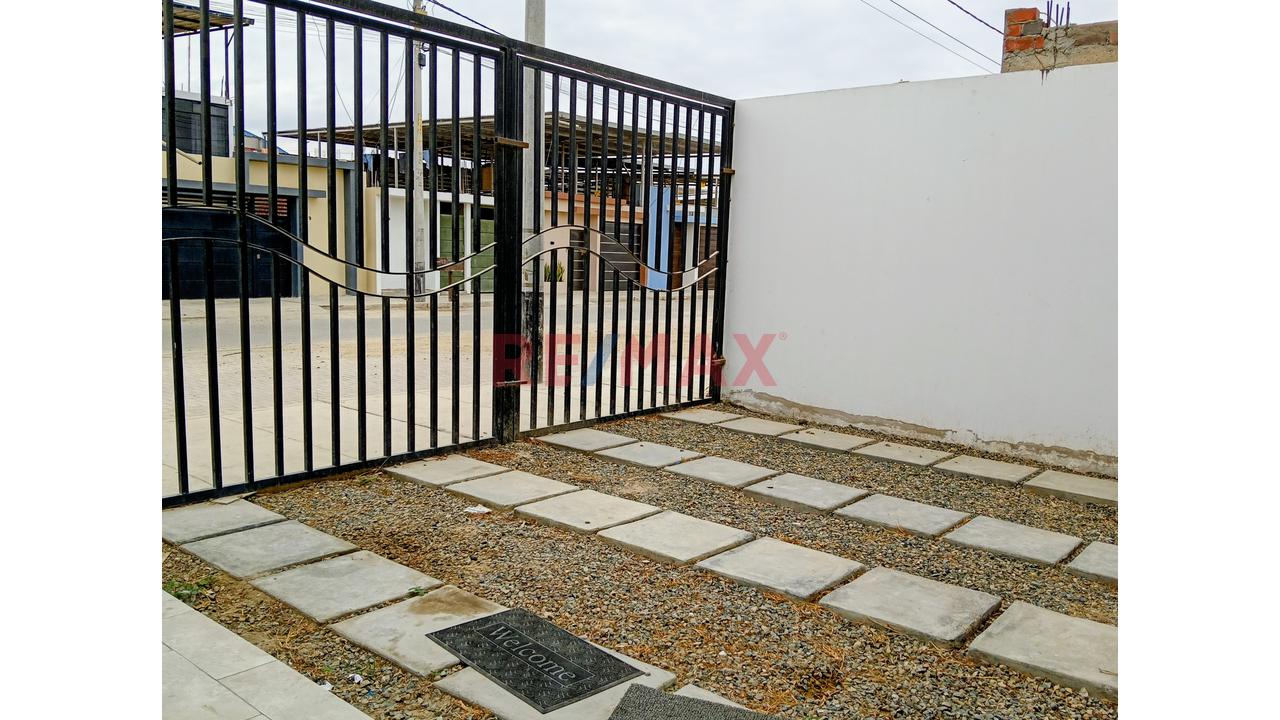 Dúplex De Estreno:!! Moderno, Seguro Y Exclusivo 128.80 M2 , Residencial Los Altos Del Chipe — Piura - 11