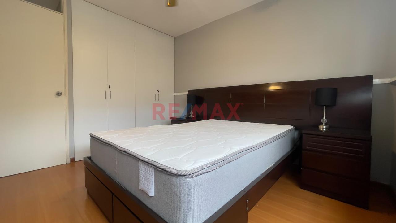Cuádruplex Con Terraza Y Cochera En Miraflores — foto 14