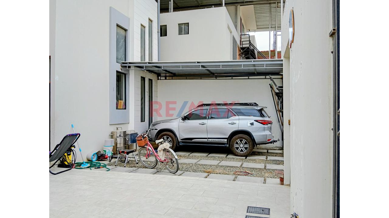 Dúplex De Estreno:!!! Moderno, Y Seguro 100.98 M2 - Block A-05D Residencial Los Altos Del Chipe — Piura - 10