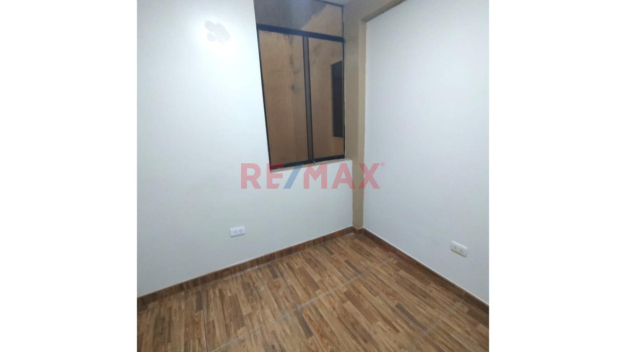 Se Vende-Dpto-70M2-3 Dorm-Urbanizacion El Alamo De Comas — foto 8