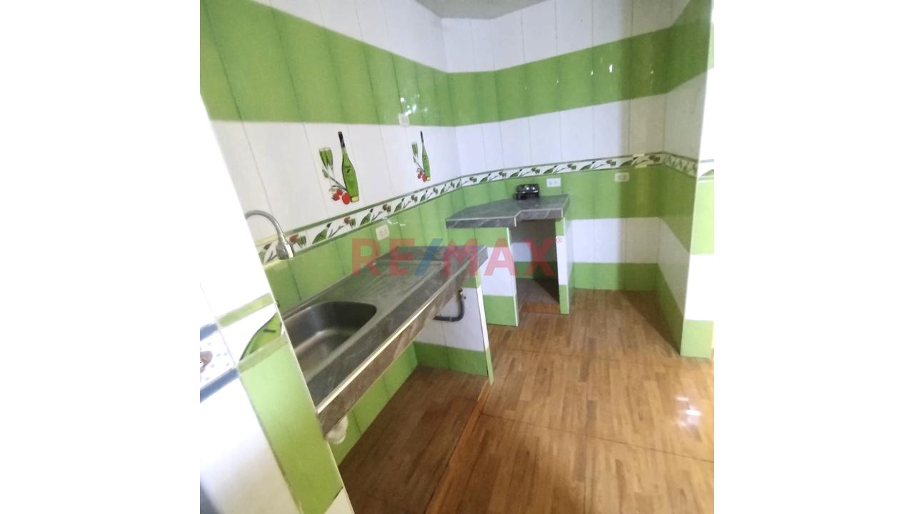 Se Vende-Dpto-70M2-3 Dorm-Urbanizacion El Alamo De Comas — foto 3