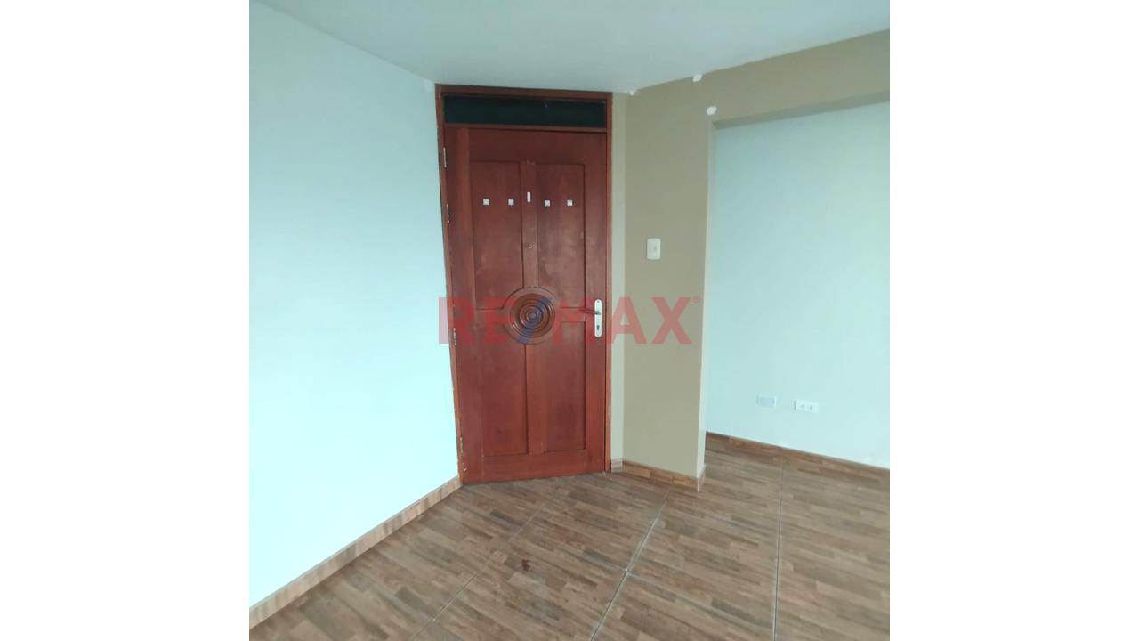 Se Vende-Dpto-70M2-3 Dorm-Urbanizacion El Alamo De Comas — foto 11