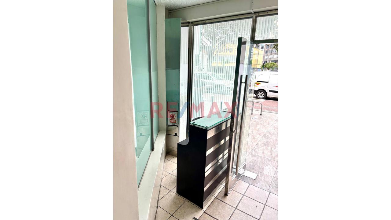 Venta Departamento 2 Dorm. En Comandante Espinar, Miraflores — foto 5