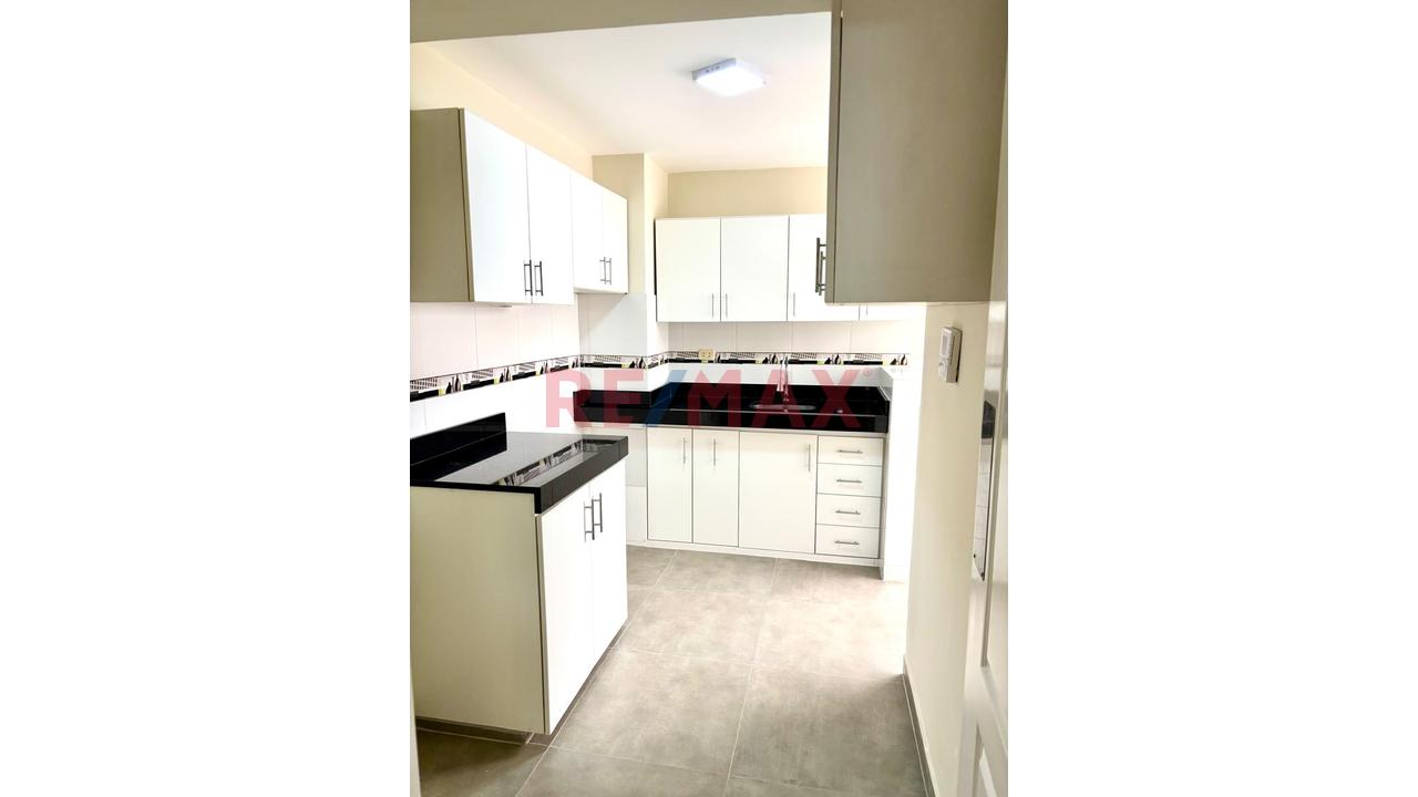 Venta Departamento 2 Dorm. En Comandante Espinar, Miraflores — foto 7
